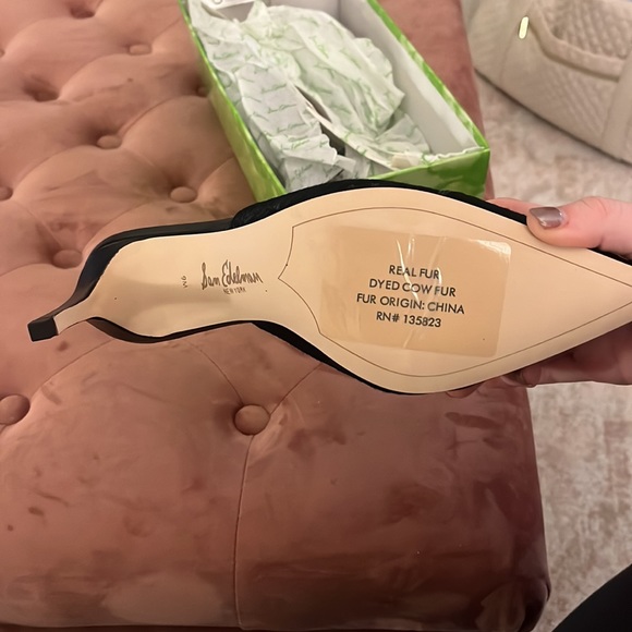 NWT, new in box Sam Edelman Odelia, Black Brahma heel size 9 - Picture 2 of 4